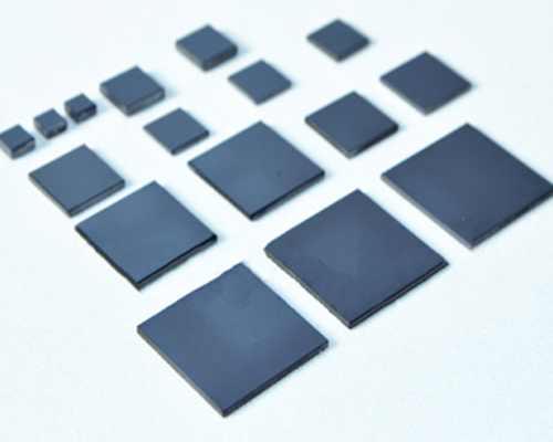 用于半导体薄膜生长的基板和晶圆